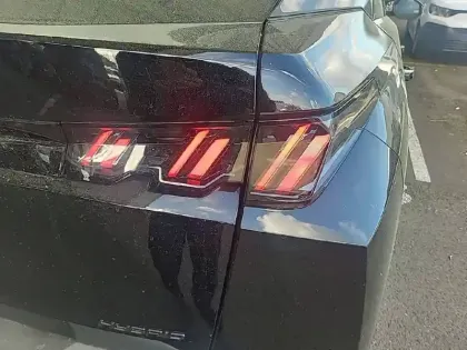 Photo 16 Peugeot 3008  Hybrid 145 e-DCS6