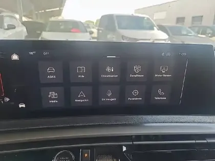 Photo 18 Peugeot 3008  Hybrid 145 e-DCS6