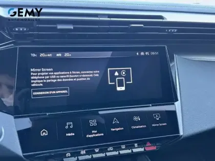 Photo 16 Peugeot 308  Electrique 55 kWh 156ch