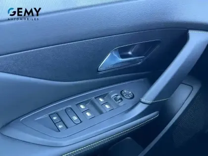 Photo 13 Peugeot 308  Electrique 55 kWh 156ch