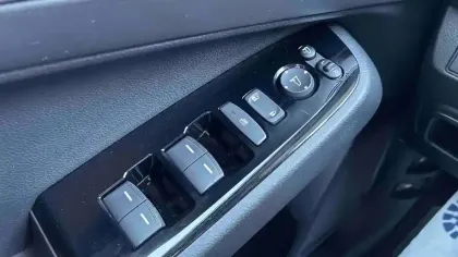 Photo 16 Honda HR-V  e:HEV 1.5 i-MMD