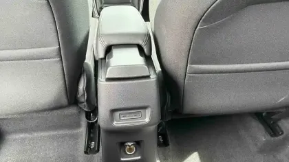 Photo 19 Citroën C3 Aircross  Hybride 145 ch Aut