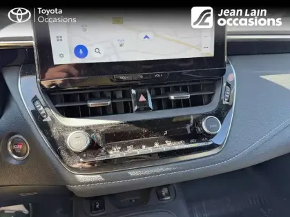 Photo 13 Toyota Corolla  Hybride 140ch