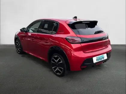 Photo 6 Peugeot 208  Hybrid 136 e-DCS6