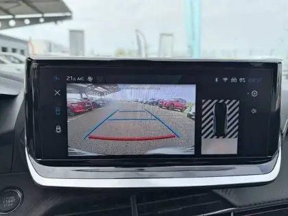 Photo 21 Peugeot 208  Hybrid 136 e-DCS6