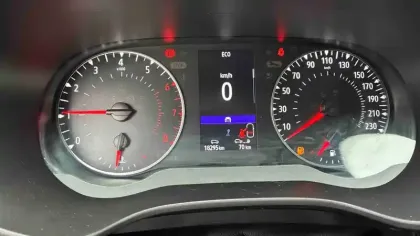 Photo 21 Dacia Sandero  TCe 90 - 22