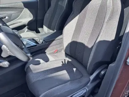 Photo 10 Peugeot 3008  1.6 BlueHDi 120ch S&S BVM6 BC