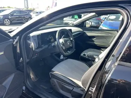 Photo 8 Renault Megane  E-Tech EV60 220 ch super charge