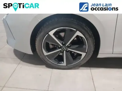 Photo 12 Opel Astra  1.5 Diesel 130 ch BVA8