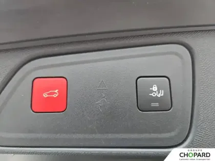 Photo 23 Peugeot 3008  Hybrid 225 e-EAT8