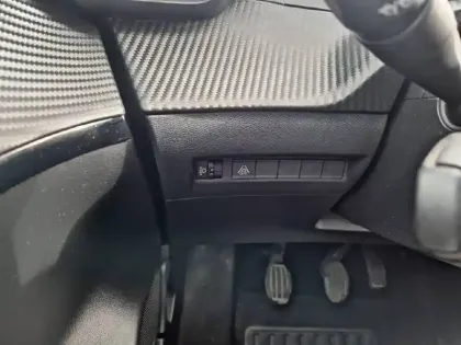 Photo 48 Peugeot 208  PureTech 75 S&S BVM5