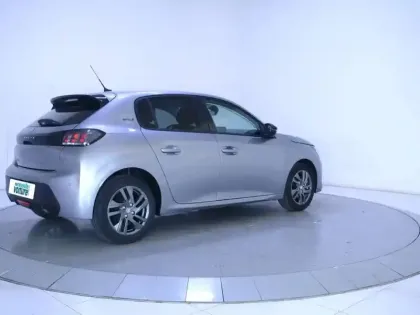 Photo 60 Peugeot 208  PureTech 75 S&S BVM5