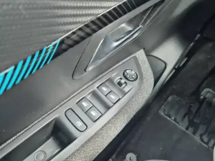 Photo 47 Peugeot 208  PureTech 75 S&S BVM5