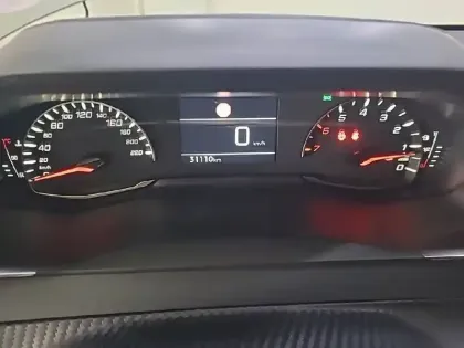 Photo 65 Peugeot 208  PureTech 75 S&S BVM5