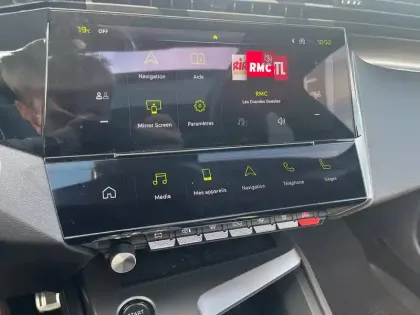 Photo 8 Peugeot 308  Electrique 55 kWh 156ch