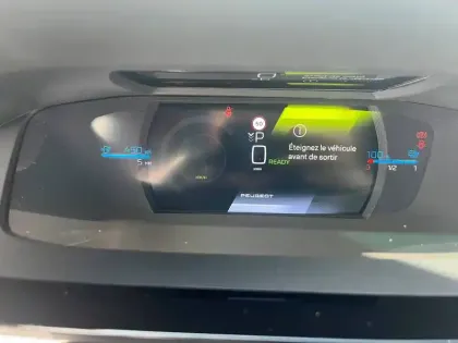 Photo 16 Peugeot 308  Electrique 55 kWh 156ch