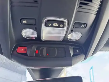 Photo 23 Peugeot 3008  BlueHDi 130ch S&S BVM6