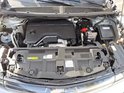 Photo 97 Opel Grandland  1.2 Turbo Hybrid 145 ch e-DCT6
