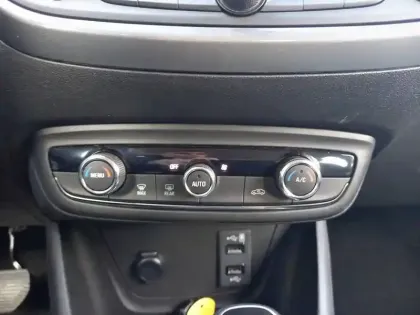 Photo 19 Opel Crossland  1.2 Turbo 130 ch BVA6