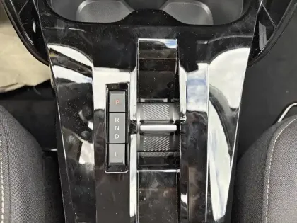 Photo 13 Citroën C3 Aircross  Hybride 145 ch Aut