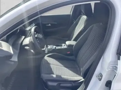 Photo 10 Peugeot 208  Electrique 50 kWh 136ch