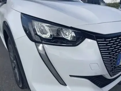 Photo 35 Peugeot 208 Gén. II Ph1 NG Style 5