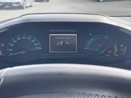 Photo 38 Peugeot 208 Gén. II Ph1 NG Style 5