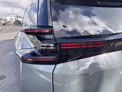 Photo 16 Citroën C5 aircross  Hybride 145 ch e-DCS6