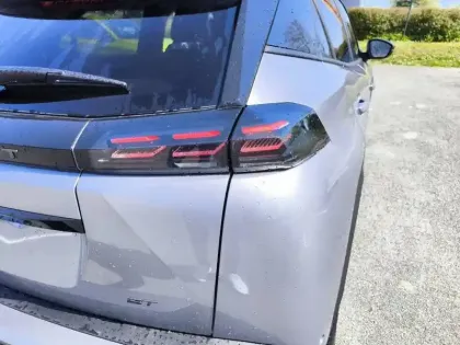 Photo 16 Peugeot 2008 Gén. II Ph2 GT 5