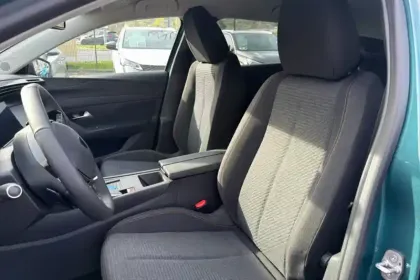 Photo 9 Peugeot 308  SW BlueHDi 130ch S&S EAT8