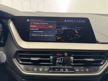 Photo 40 BMW Serie 1 118i 136 ch DKG7