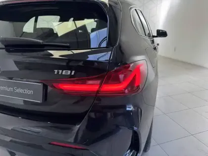 Photo 18 BMW Serie 1 118i 136 ch DKG7