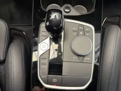 Photo 37 BMW Serie 1 118i 136 ch DKG7