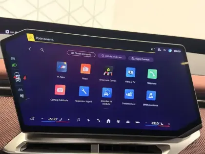 Photo 86 BMW X3 i 50 xDrive