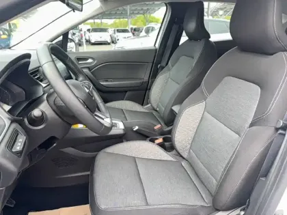 Photo 9 Renault Captur  E-Tech 145 - 21