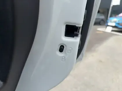 Photo 25 Renault Captur  E-Tech 145 - 21