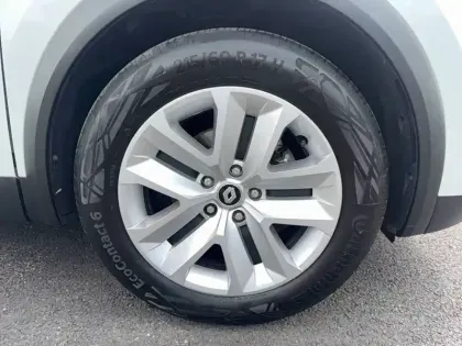 Photo 12 Renault Captur  E-Tech 145 - 21