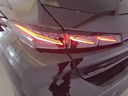 Photo 16 Peugeot 308  Hybrid 145 e-DCS6