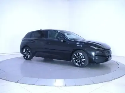 Photo 33 Peugeot 308  Hybrid 145 e-DCS6