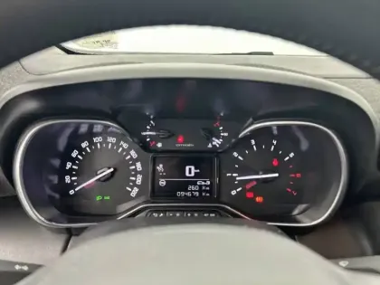 Photo 69 Citroën C3 Aircross  PureTech 110 S&S BVM6