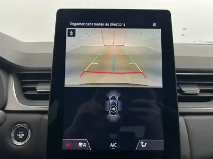 Photo 32 Renault Captur  E-Tech full hybrid 145 ch