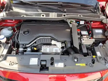 Photo 61 Opel Corsa  1.2 Turbo Hybrid 110 ch e-DCT6