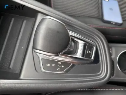 Photo 28 Renault Captur  E-Tech 145 - 21B