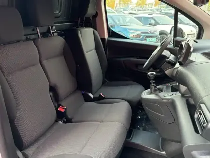 Photo 37 Citroën Berlingo  VAN M DIESEL 130 CH AUT.