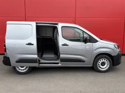 Photo 32 Citroën Berlingo  VAN M DIESEL 130 CH AUT.