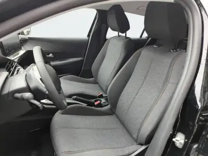 Photo 10 Peugeot 208  Hybrid 110 ch e-DCS6