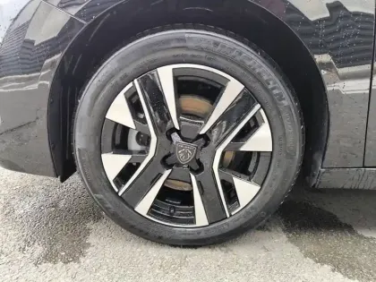 Photo 12 Peugeot 208  Hybrid 110 ch e-DCS6