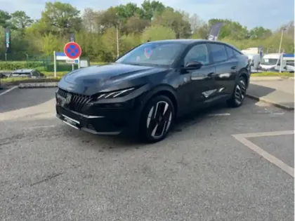 Photo 20 Peugeot 408  Hybrid 145 e-DCS6