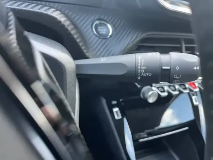 Photo 16 Peugeot 208  Electrique 50 kWh 136ch