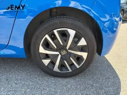 Photo 10 Peugeot 208  PureTech 100 S&S BVM6